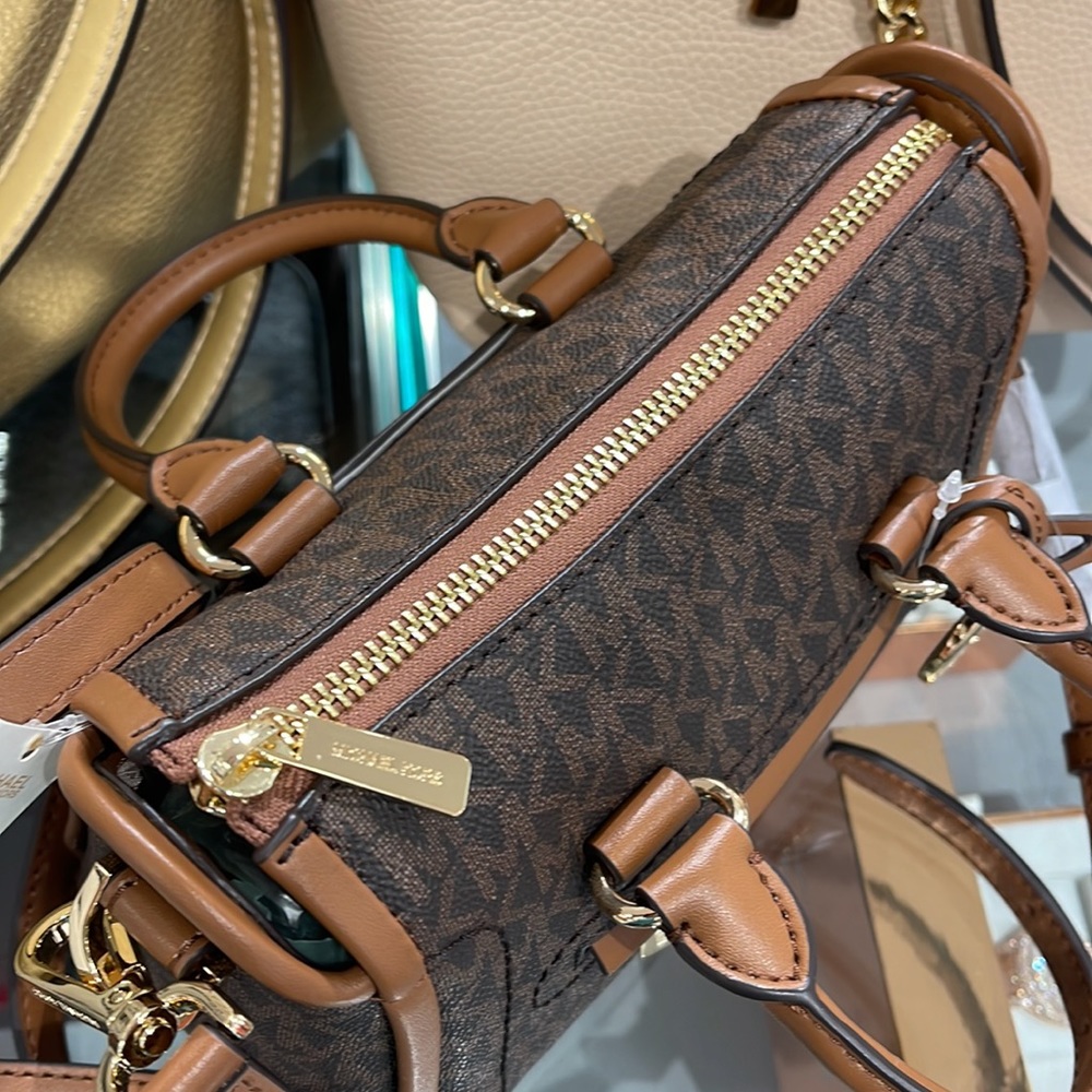 MICHAEL KORS
Carine Extra-Small Logo Satchel
Brown Signature 
NWT - Picture 5 of 16